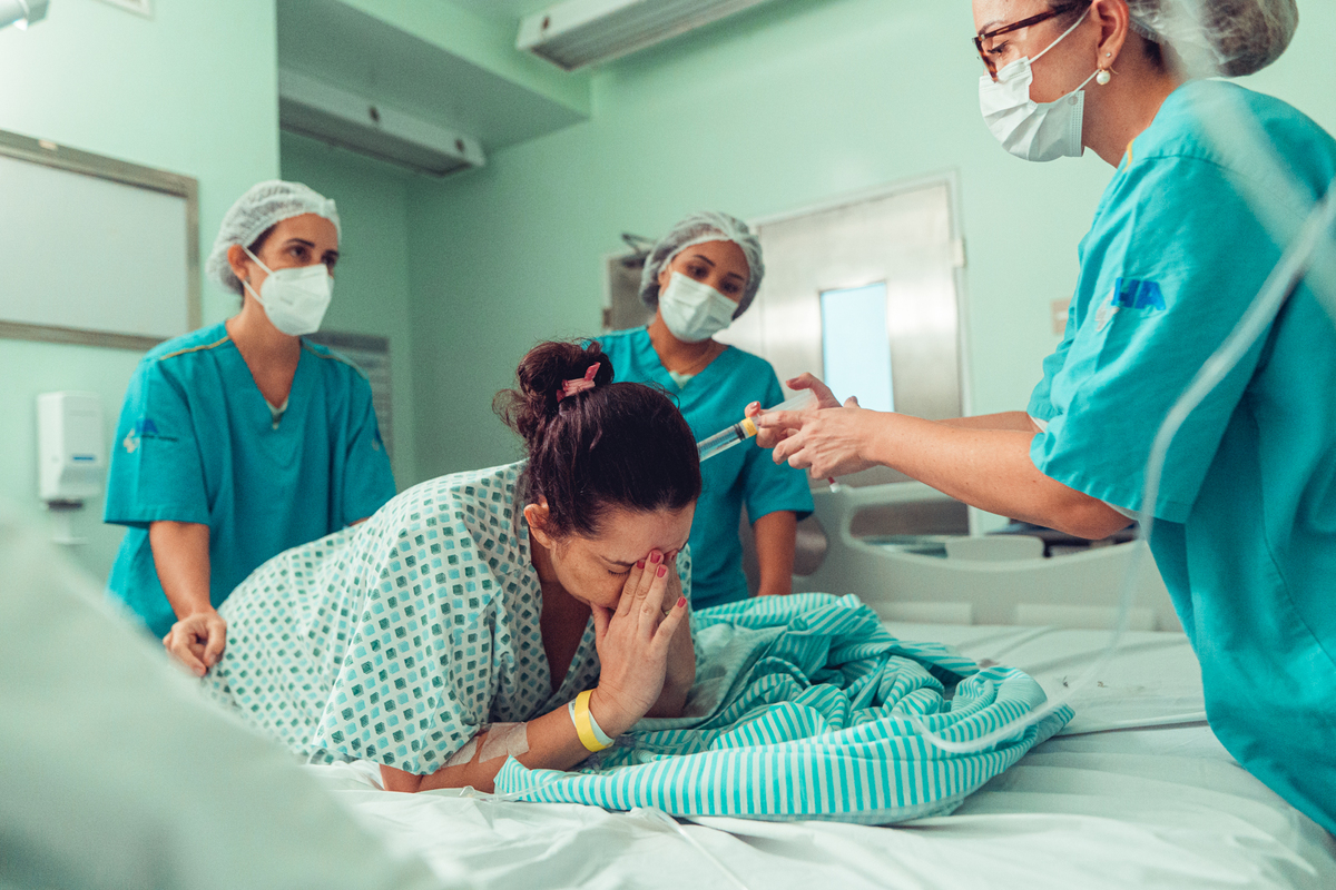 iluminare obstare parto normal hospital aliança natural humanizado adriana monteiro rodrigo lemos salvador doula nascimento senhoritas fotografia foto fotografa 