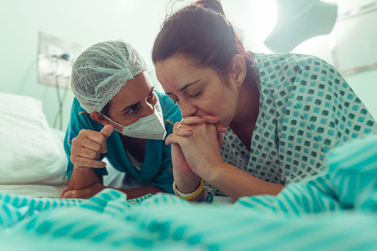 iluminare obstare parto normal hospital aliança natural humanizado adriana monteiro rodrigo lemos salvador doula nascimento senhoritas fotografia foto fotografa 