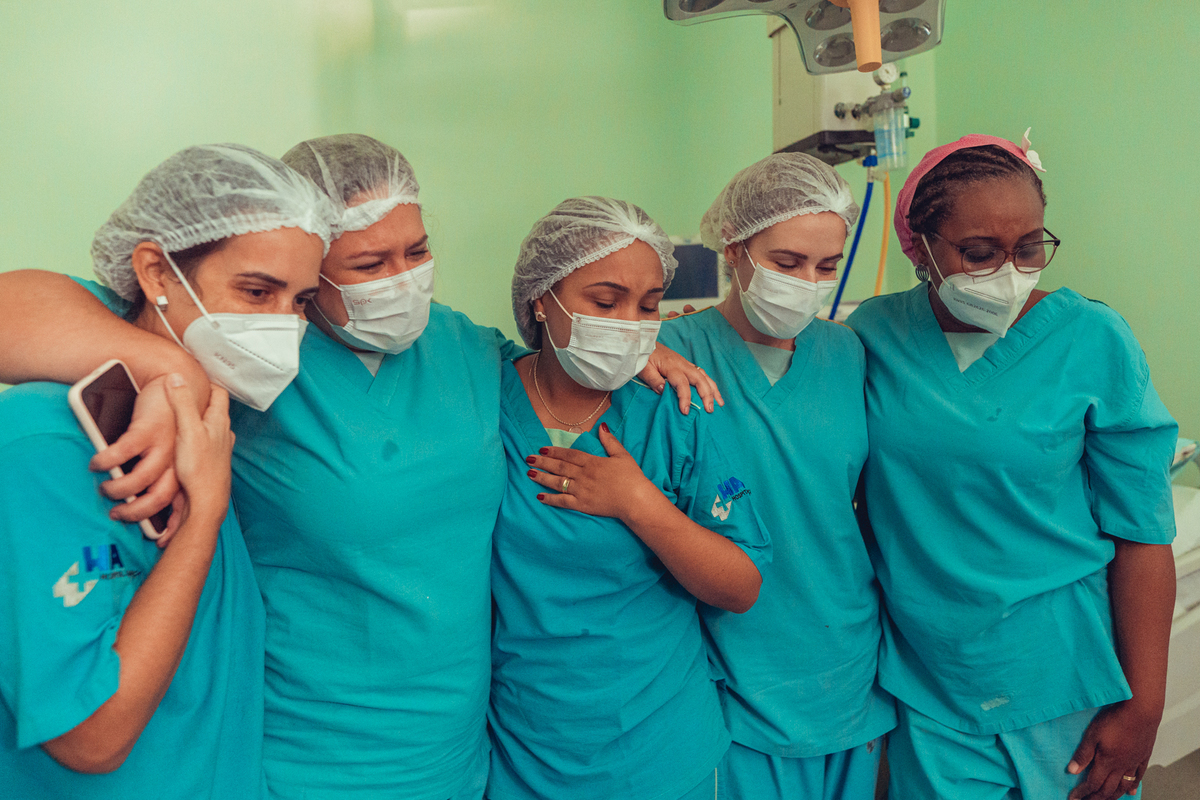 iluminare obstare parto normal hospital aliança natural humanizado adriana monteiro rodrigo lemos salvador doula nascimento senhoritas fotografia foto fotografa 