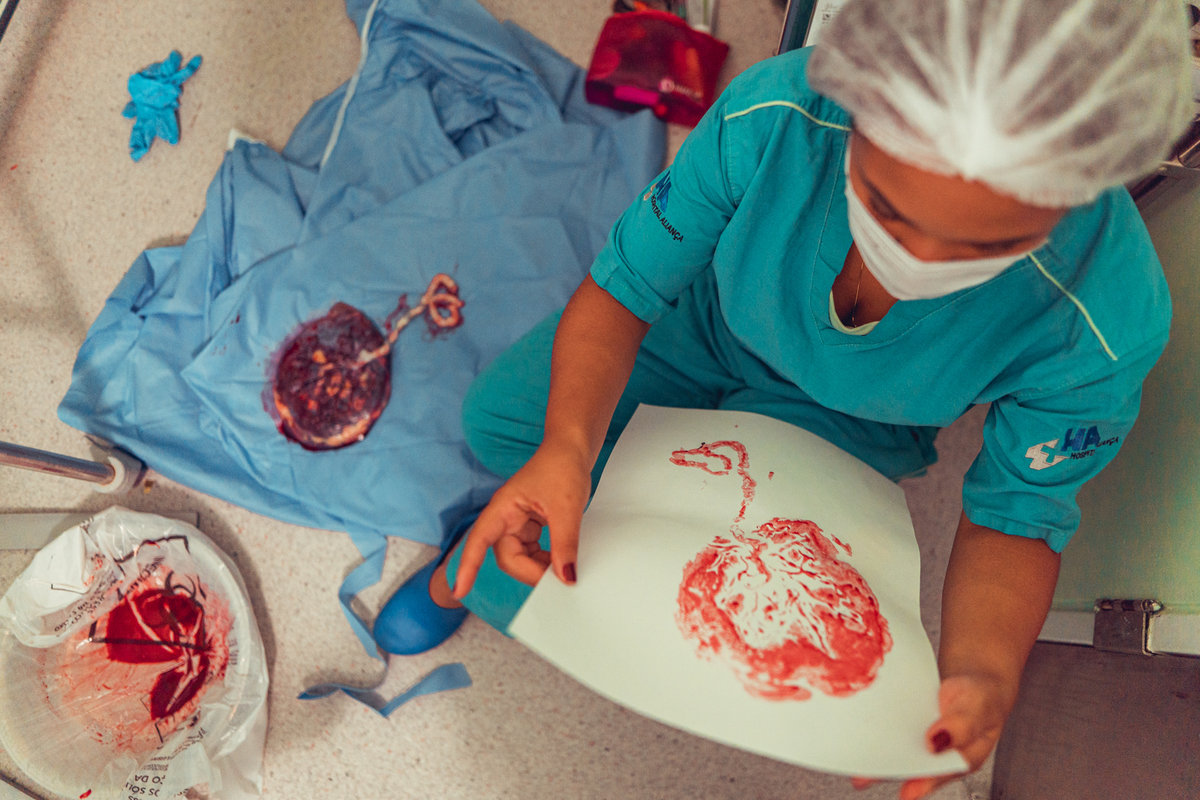 iluminare obstare parto normal hospital aliança natural humanizado adriana monteiro rodrigo lemos salvador doula nascimento senhoritas fotografia foto fotografa 