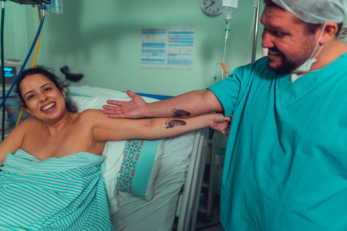 iluminare obstare parto normal hospital aliança natural humanizado adriana monteiro rodrigo lemos salvador doula nascimento senhoritas fotografia foto fotografa 