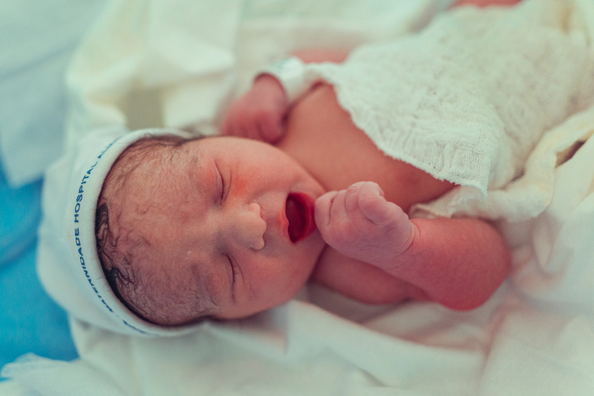 iluminare obstare parto normal hospital aliança natural humanizado adriana monteiro rodrigo lemos salvador doula nascimento senhoritas fotografia foto fotografa 