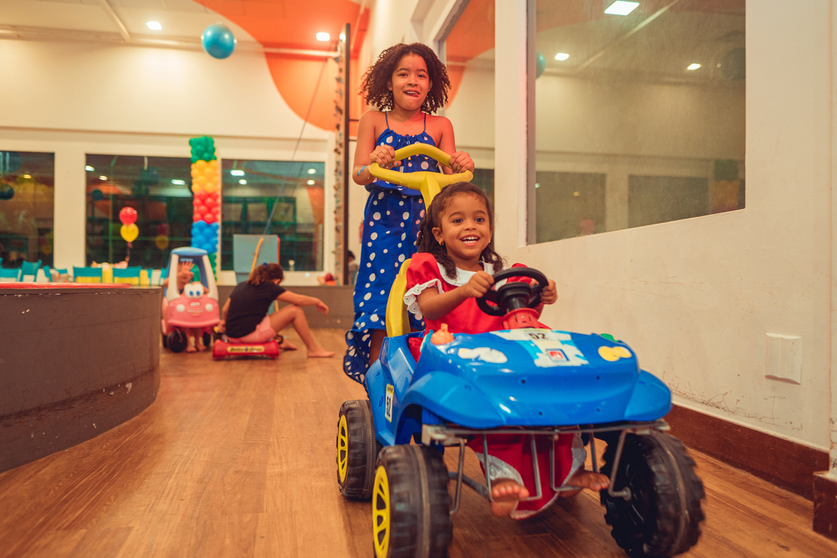 aniversário turma da mônica senhoritas fotografia cebolinha cascão magali festa decoração bolo menina liz
