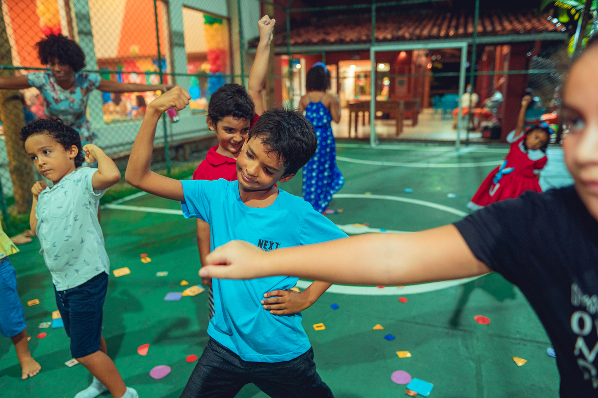aniversário turma da mônica senhoritas fotografia cebolinha cascão magali festa decoração bolo menina liz
