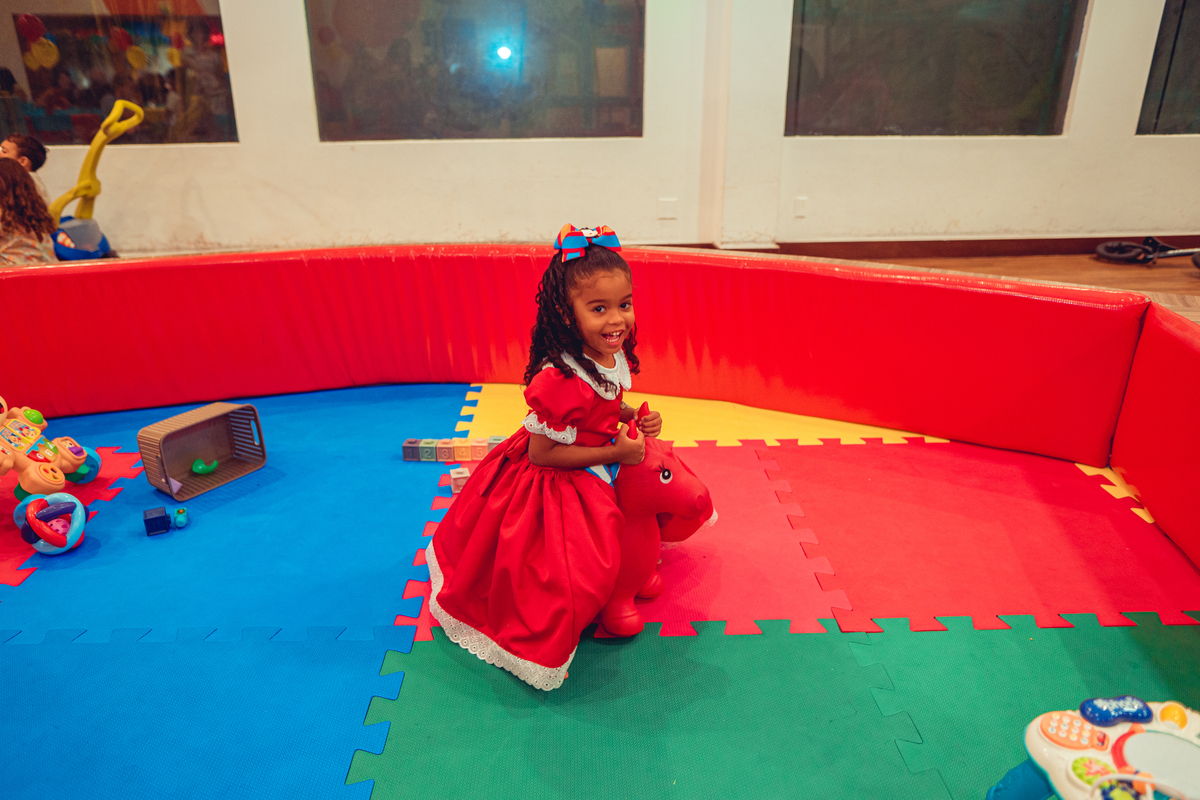 aniversário turma da mônica senhoritas fotografia cebolinha cascão magali festa decoração bolo menina liz