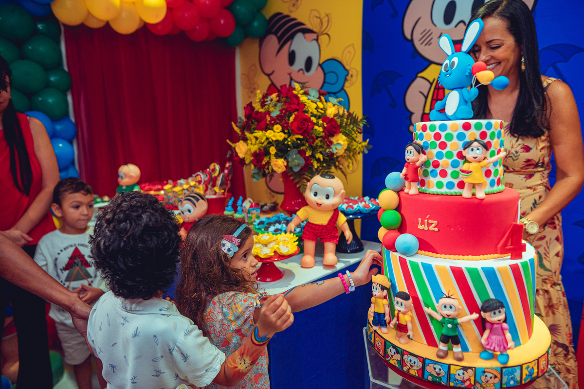 aniversário turma da mônica senhoritas fotografia cebolinha cascão magali festa decoração bolo menina liz