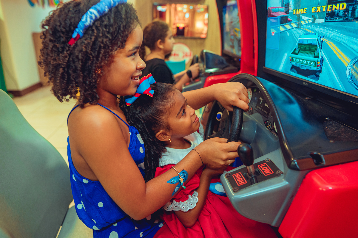 aniversário turma da mônica senhoritas fotografia cebolinha cascão magali festa decoração bolo menina liz