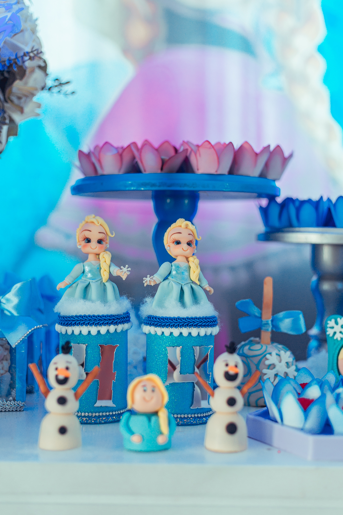 Senhoritas Fotografia aniversário festa infantil criança decoração bolo frozen elsa anna gelo olaf Salvador Bahia Lara 04 anos