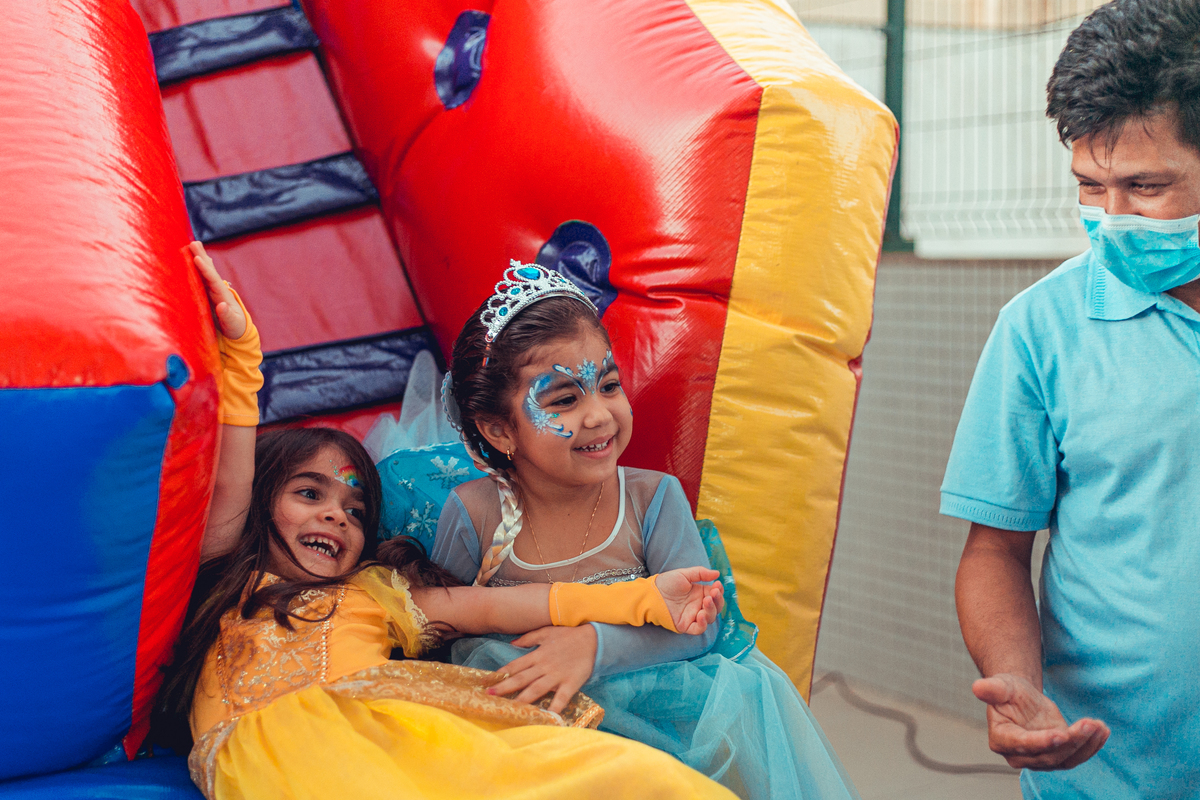 Senhoritas Fotografia aniversário festa infantil criança decoração bolo frozen elsa anna gelo olaf Salvador Bahia Lara 04 anos