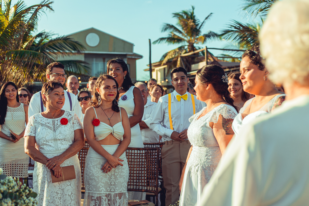 Senhoritas Fotografia casamento gay lésbica homossexual homossexualidade união amor mulher mulheres casal praia villas do atlântico salvador bahia lgbtqiap+ 