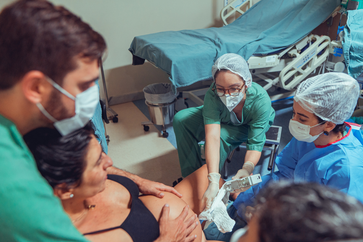 senhoritas fotografia documental parto normal natural humanizado hospitalar doula salvador bahia enfermeira obstetra nascimento bebê criança gravidez grávida gestante gestação