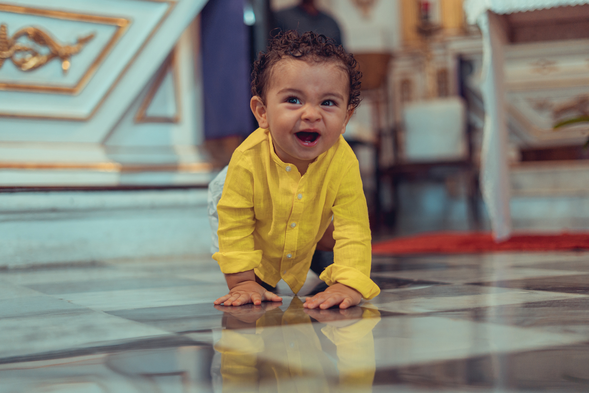 Senhoritas Fotografia Batizado Batismo Igreja Santo Antônio da Barra Salvador Bahia Missa água benta