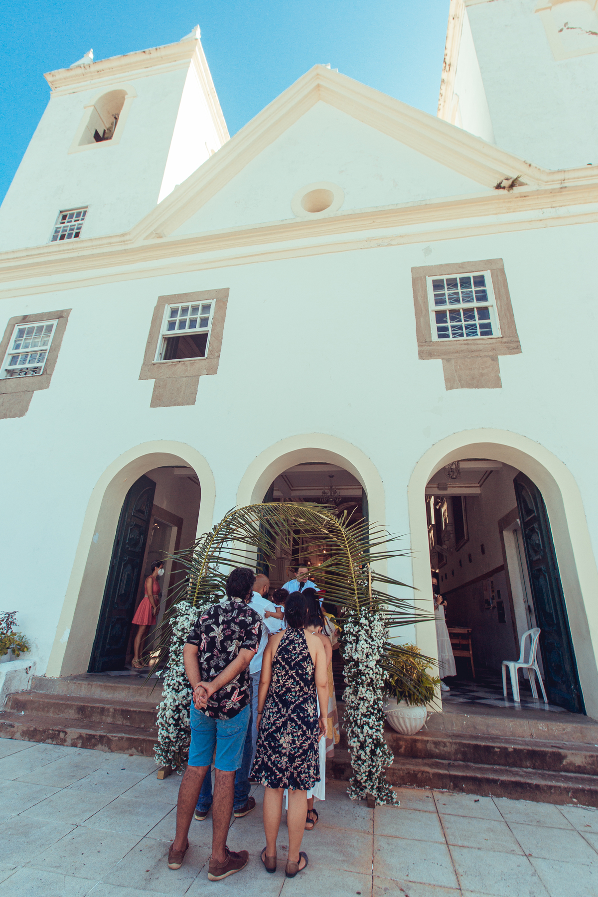Senhoritas Fotografia Batizado Batismo Igreja Santo Antônio da Barra Salvador Bahia Missa água benta