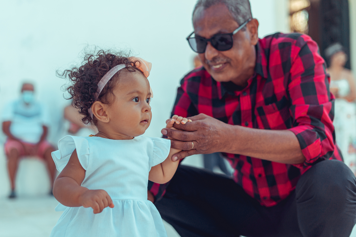 Senhoritas Fotografia Batizado Batismo Igreja Santo Antônio da Barra Salvador Bahia Missa água benta