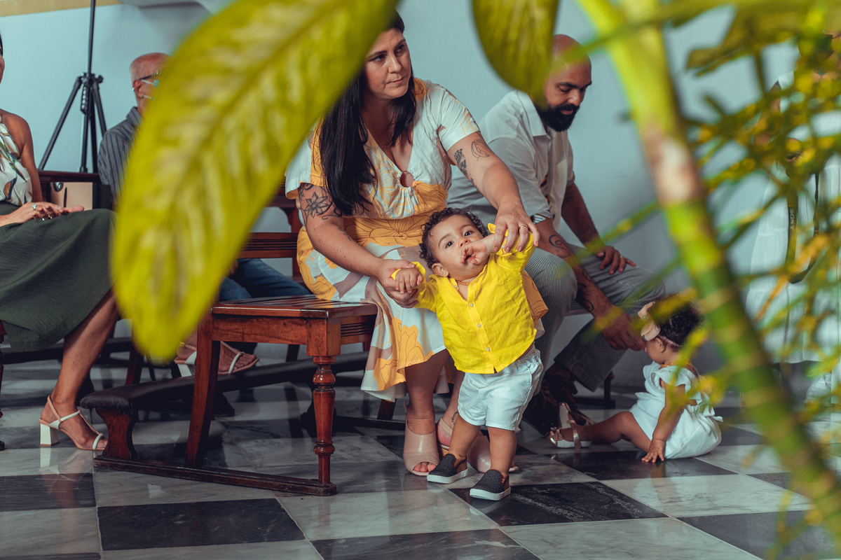 Senhoritas Fotografia Batizado Batismo Igreja Santo Antônio da Barra Salvador Bahia Missa água benta