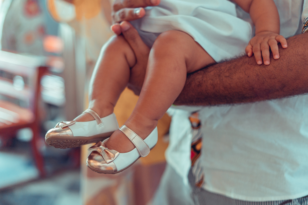 Senhoritas Fotografia Batizado Batismo Igreja Santo Antônio da Barra Salvador Bahia Missa água benta