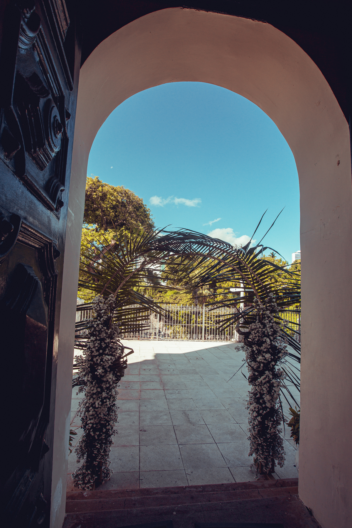 Senhoritas Fotografia Batizado Batismo Igreja Santo Antônio da Barra Salvador Bahia Missa água benta