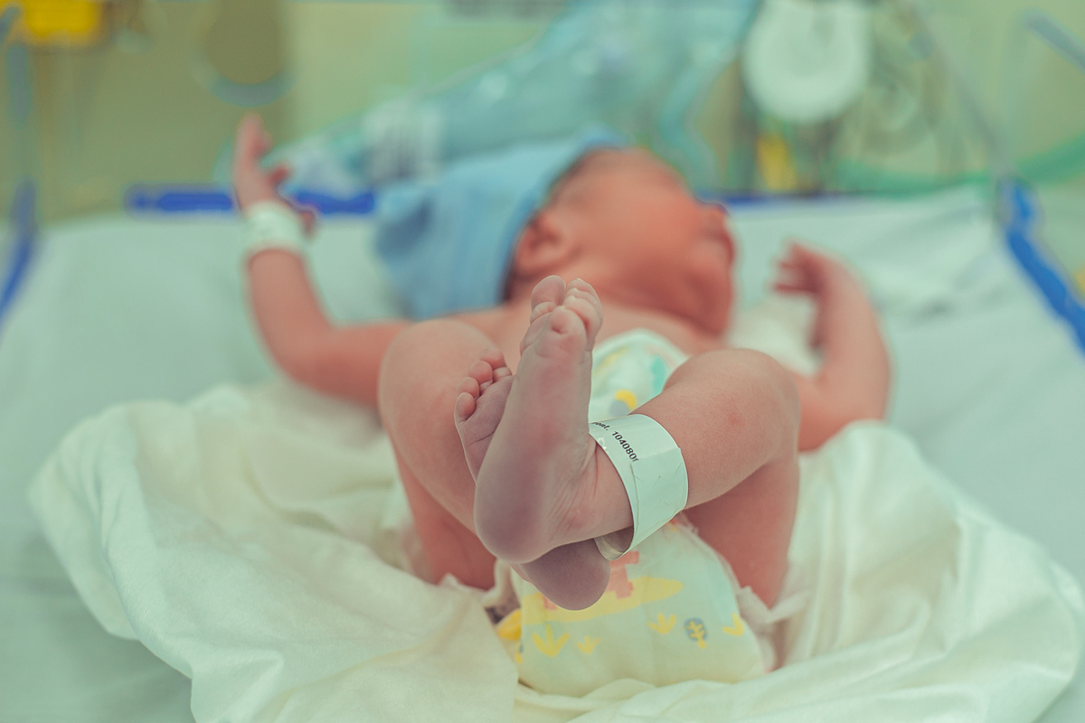 senhoritas fotografia parto cesárea nascimento bebê criança hospital aliança cirurgia marina josé salvador bahia obstetra luciana vieira lopes