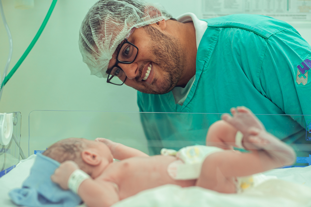 senhoritas fotografia parto cesárea nascimento bebê criança hospital aliança cirurgia marina josé salvador bahia obstetra luciana vieira lopes