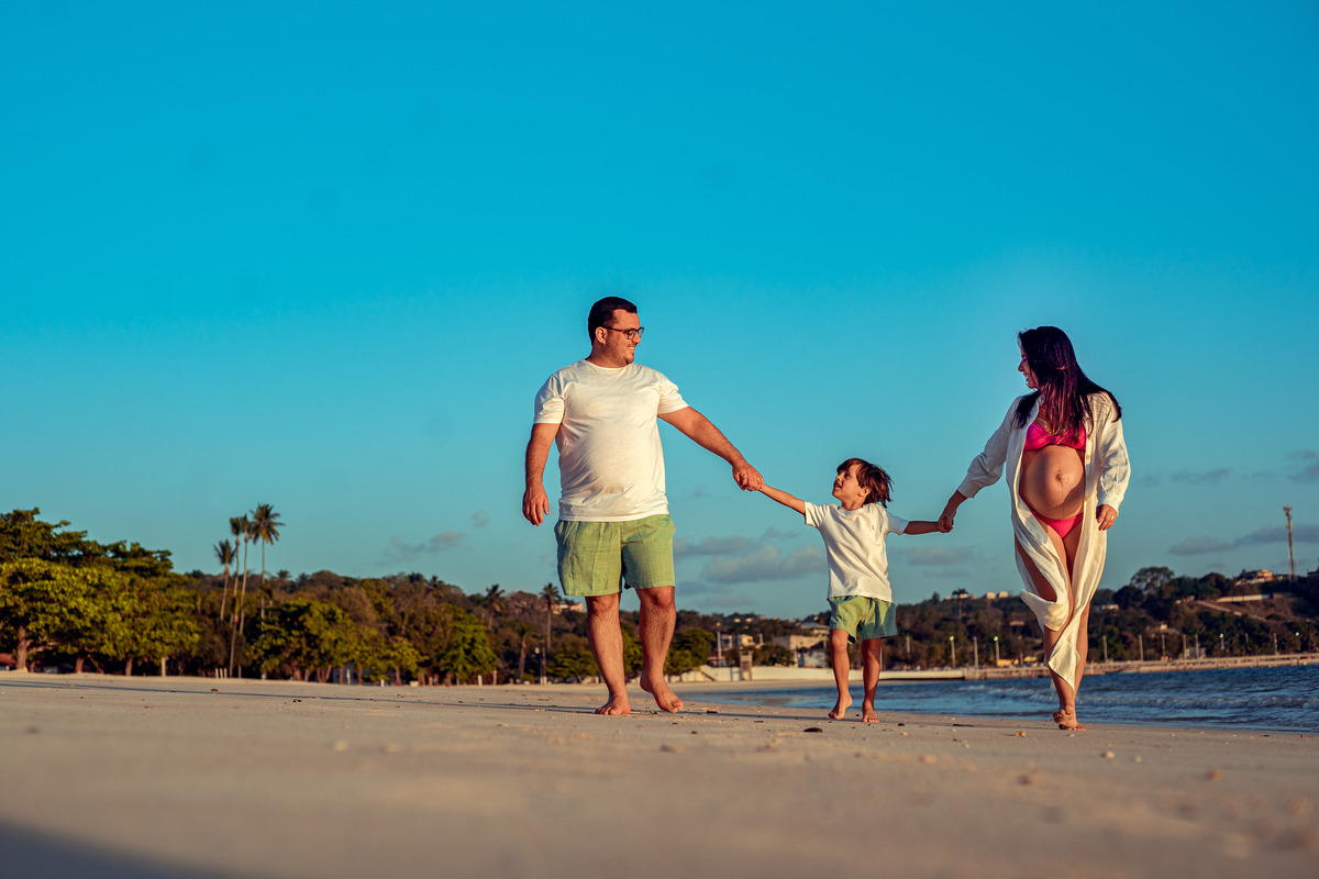 senhoritas fotografia ensaio gestante grávida gravidez praia de inema salvador bahia por do sol céu laranja barriga gestação 9 meses