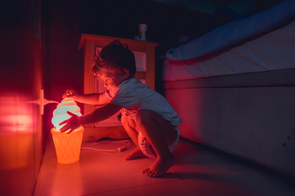 senhoritas fotografia salvador bahia ensaio documental família fotografia foto fotógrafa fotógrafas criança mãe pai filhos pequenos bebê bebês crianças casa residência quintal lazer brincadeira rotina lauro de freitas 