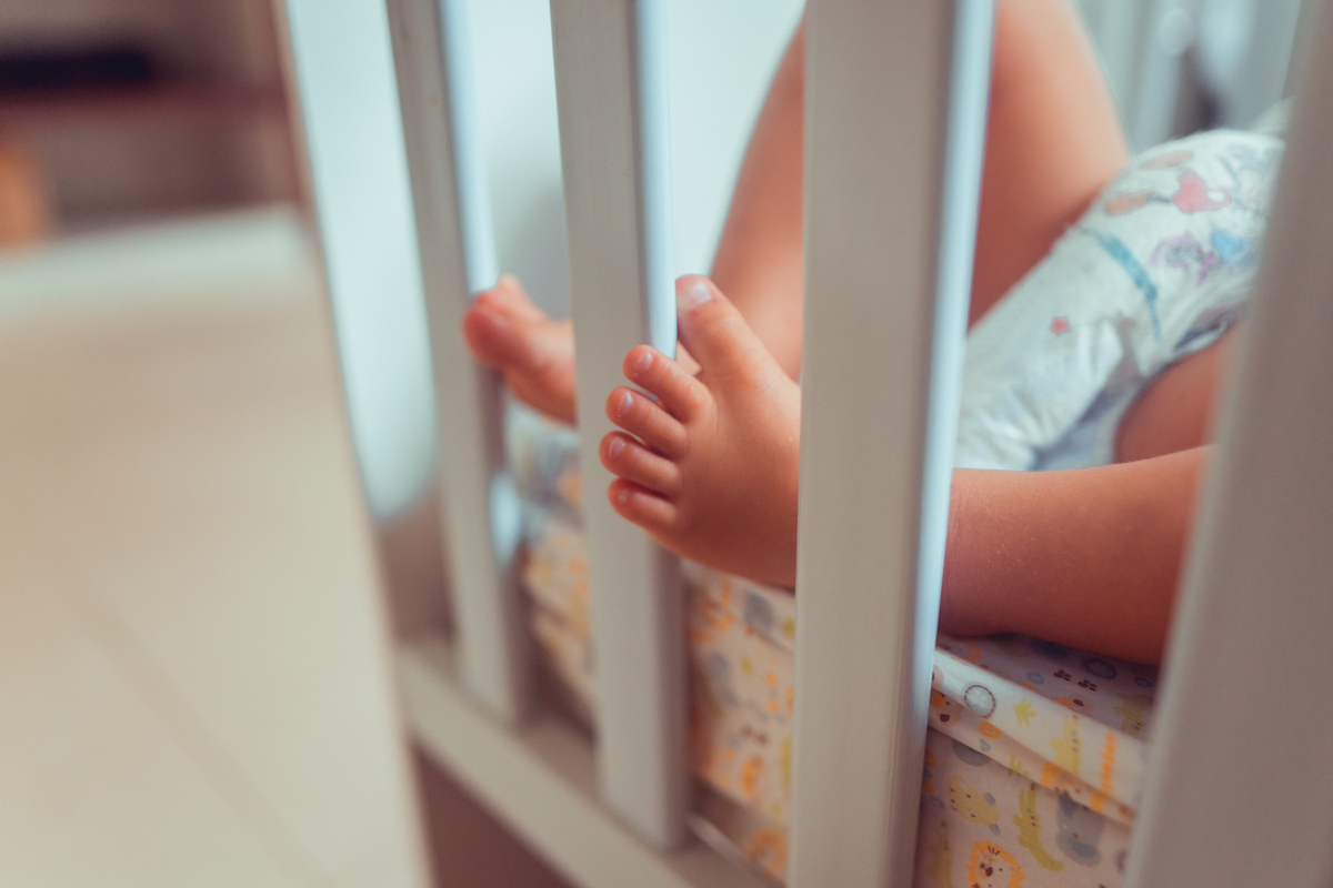 senhoritas fotografia salvador bahia ensaio documental família fotografia foto fotógrafa fotógrafas criança mãe pai filhos pequenos bebê bebês crianças casa residência quintal lazer brincadeira rotina lauro de freitas 