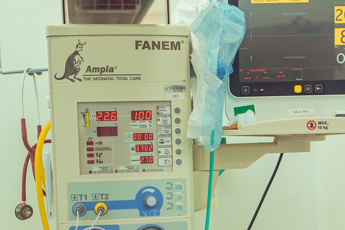 parto humanizado natural normal hospital hospitalar fotógrafa senhoritas fotografia salvador bahia carol peixinho fotografia nascimento bebê gestante grávida iluminare obstetra adriana monteiro doula juci cordeiro hospital aliança