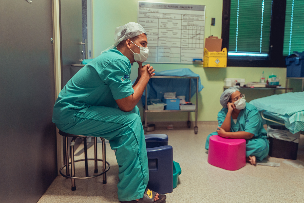 parto humanizado natural normal hospital hospitalar fotógrafa fotógrafas senhoritas fotografia salvador bahia fotografia nascimento bebê gestante grávida casa matris obstetra bruna bittencourt doula saroca hospital aliança