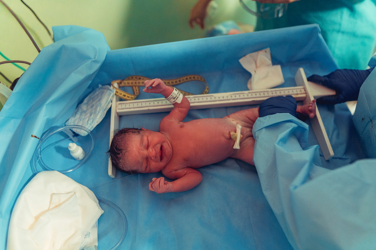 parto humanizado natural normal hospital hospitalar fotógrafa fotógrafas senhoritas fotografia salvador bahia fotografia nascimento bebê gestante grávida casa matris obstetra bruna bittencourt doula saroca hospital aliança