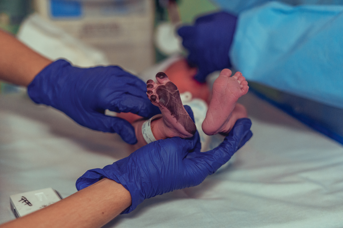 parto humanizado natural normal hospital hospitalar fotógrafa fotógrafas senhoritas fotografia salvador bahia fotografia nascimento bebê gestante grávida casa matris obstetra bruna bittencourt doula saroca hospital aliança