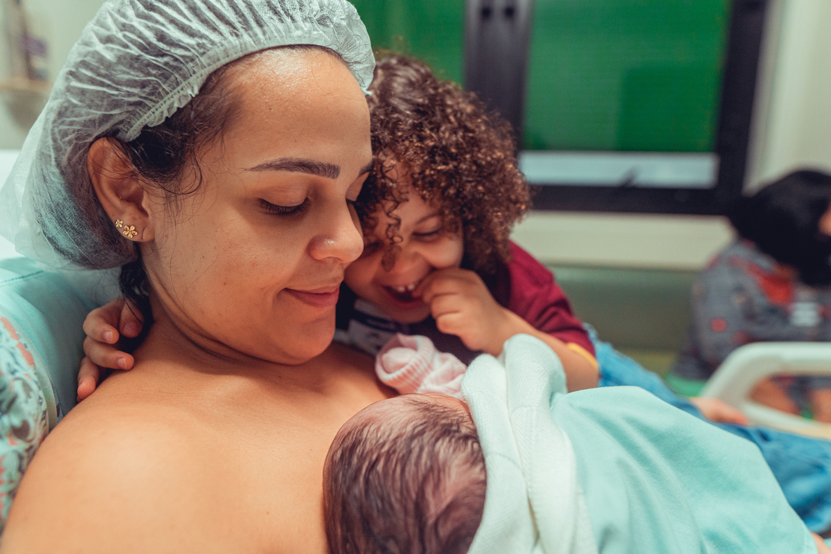 parto humanizado natural normal hospital hospitalar fotógrafa fotógrafas senhoritas fotografia salvador bahia fotografia nascimento bebê gestante grávida casa matris obstetra bruna bittencourt doula saroca hospital aliança