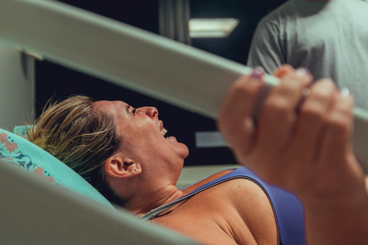 parto humanizado natural normal hospital hospitalar fotógrafa fotógrafas senhoritas fotografia salvador bahia fotografia nascimento bebê gestante grávida vervita parto humanizado obstetra camila rabello enfermeira mara menezes hospital aliança