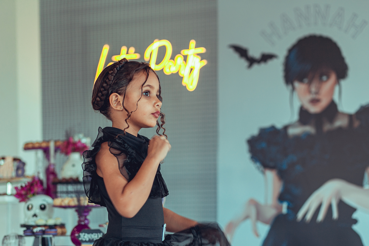 aniversário infantil festa criança decoração bolo as festas de manuca wandinha hannah 06 anos senhoritas fotografia salvador bahia fotografia de família fotógrafas