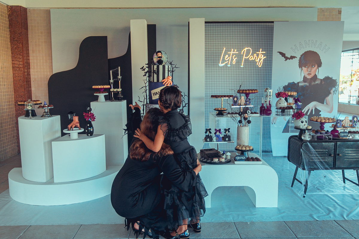 aniversário infantil festa criança decoração bolo as festas de manuca wandinha hannah 06 anos senhoritas fotografia salvador bahia fotografia de família fotógrafas