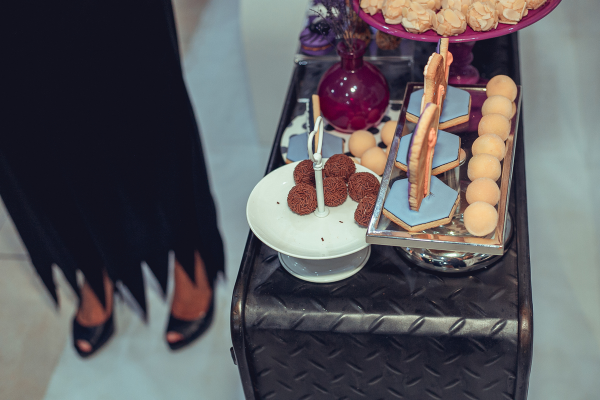 aniversário infantil festa criança decoração bolo as festas de manuca wandinha hannah 06 anos senhoritas fotografia salvador bahia fotografia de família fotógrafas