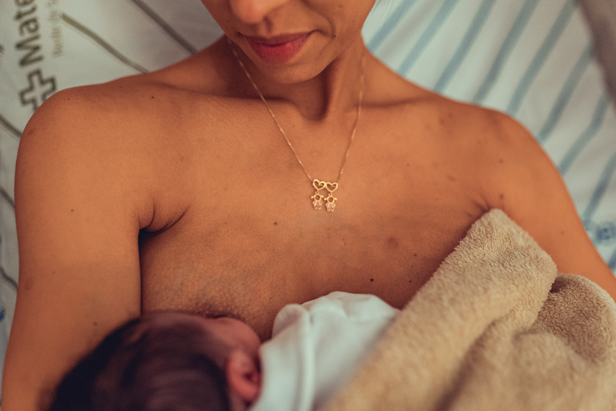 senhoritas fotografia nascimento fotógrafas de parto normal humanizado natural hospital materdei salvador bahia obstetra mirella fonseca fotografia documental gestante grávida bebê fotógrafa