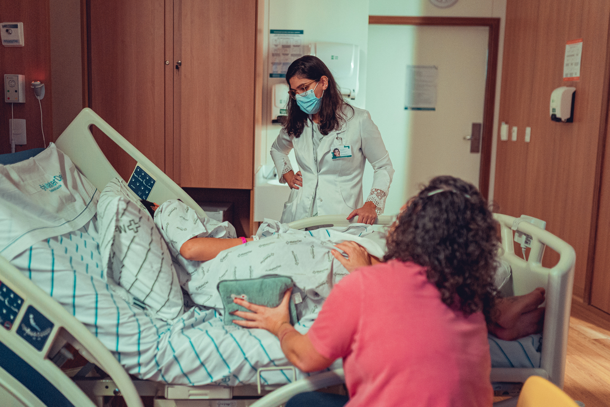 senhoritas fotografia nascimento fotógrafas de parto normal humanizado natural hospital materdei salvador bahia obstetra mirella fonseca fotografia documental gestante grávida bebê fotógrafa