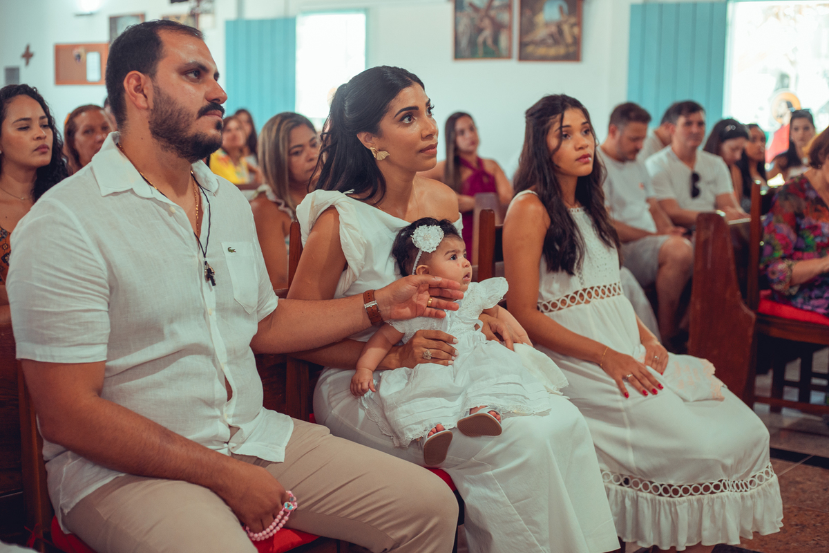 senhoritas fotografia batizado batismo igreja praia do forte sao francisco de assis foto fotografo fotografa