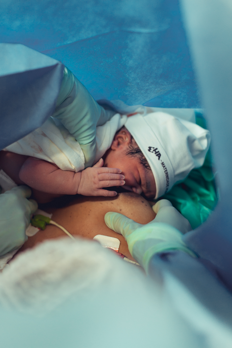 amamentação na primeira hora de vida no hospital aliança