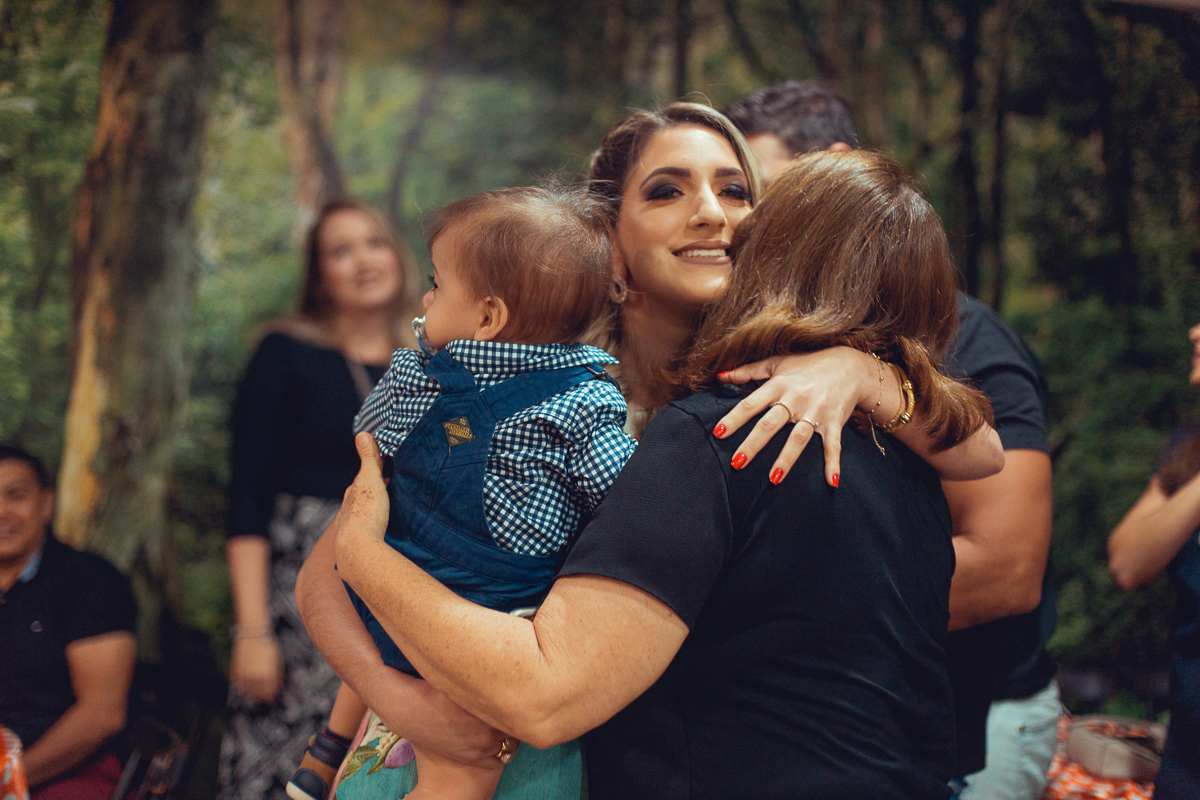 abraço de mae em festa infantil tema fazendinha em salvador