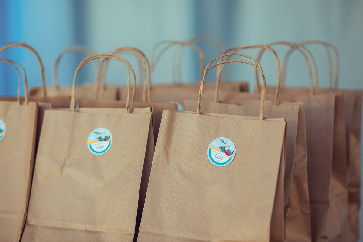 sacolas de papel decoração de festa infantil tema aviador