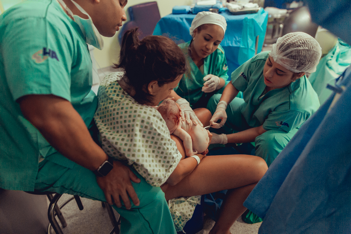 obstetra adriana monteiro obstare hospital aliança trabalho de parto ativo expulsivo