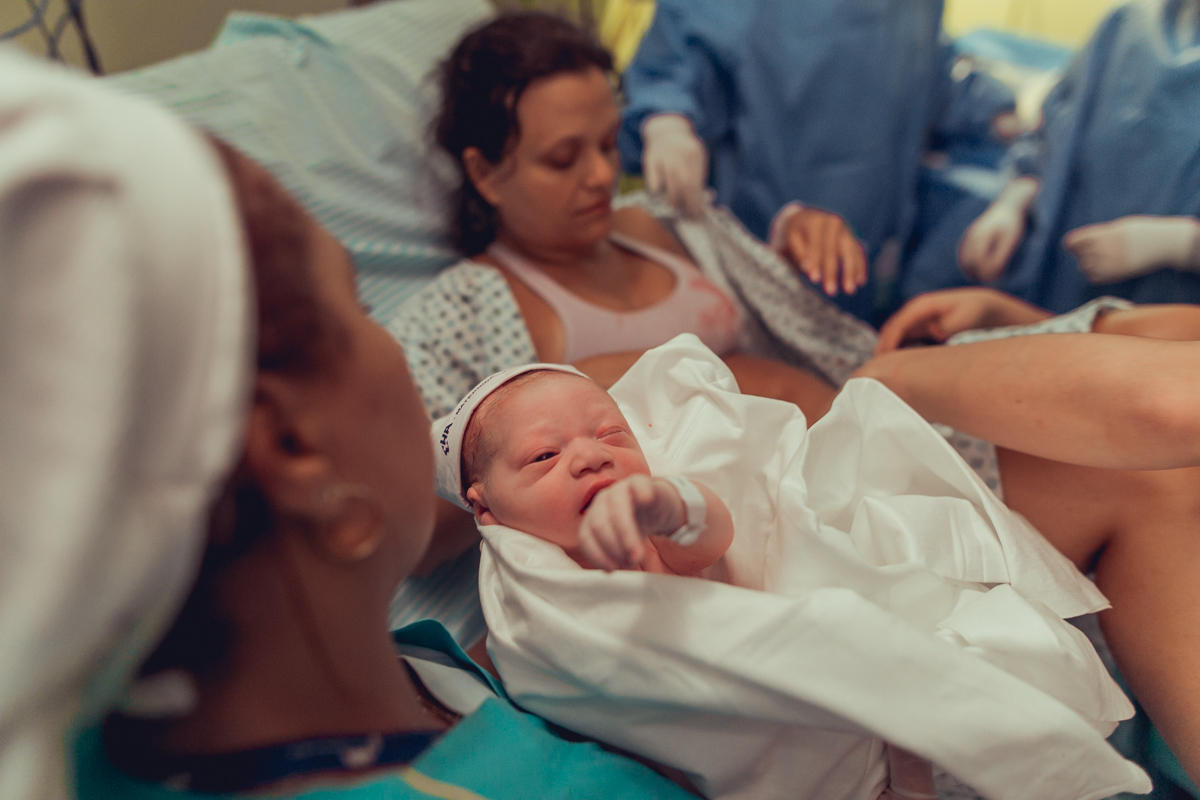 patricia souza faz contato pele a pele enfermeira obstetra obstare