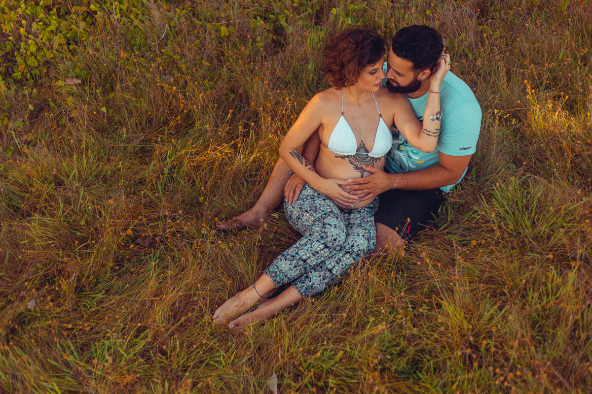 casal curte ensaio gestante da senhoritas fotografia