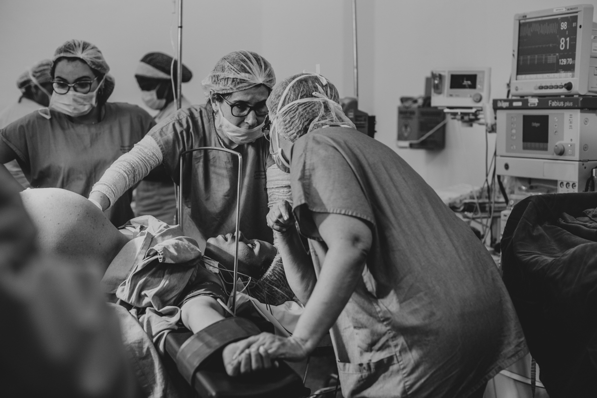 Eliomara Gomes eliomaria parto quadrigemeos riachao Maternidade de Referência José Maria de Magalhães Neto Senhoritas Fotografia Salvador 3 meninas e 1 menino Referencia Alto Risco Prematuro
