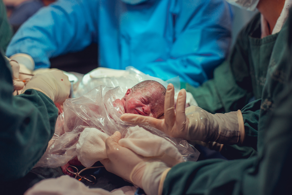 Eliomara Gomes eliomaria parto quadrigemeos riachao Maternidade de Referência José Maria de Magalhães Neto Senhoritas Fotografia Salvador 3 meninas e 1 menino Referencia Alto Risco Prematuro