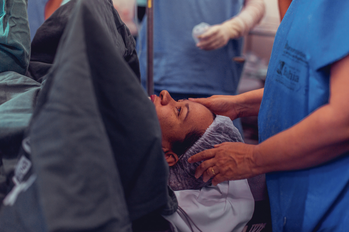 Eliomara Gomes eliomaria parto quadrigemeos riachao Maternidade de Referência José Maria de Magalhães Neto Senhoritas Fotografia Salvador 3 meninas e 1 menino Referencia Alto Risco Prematuro