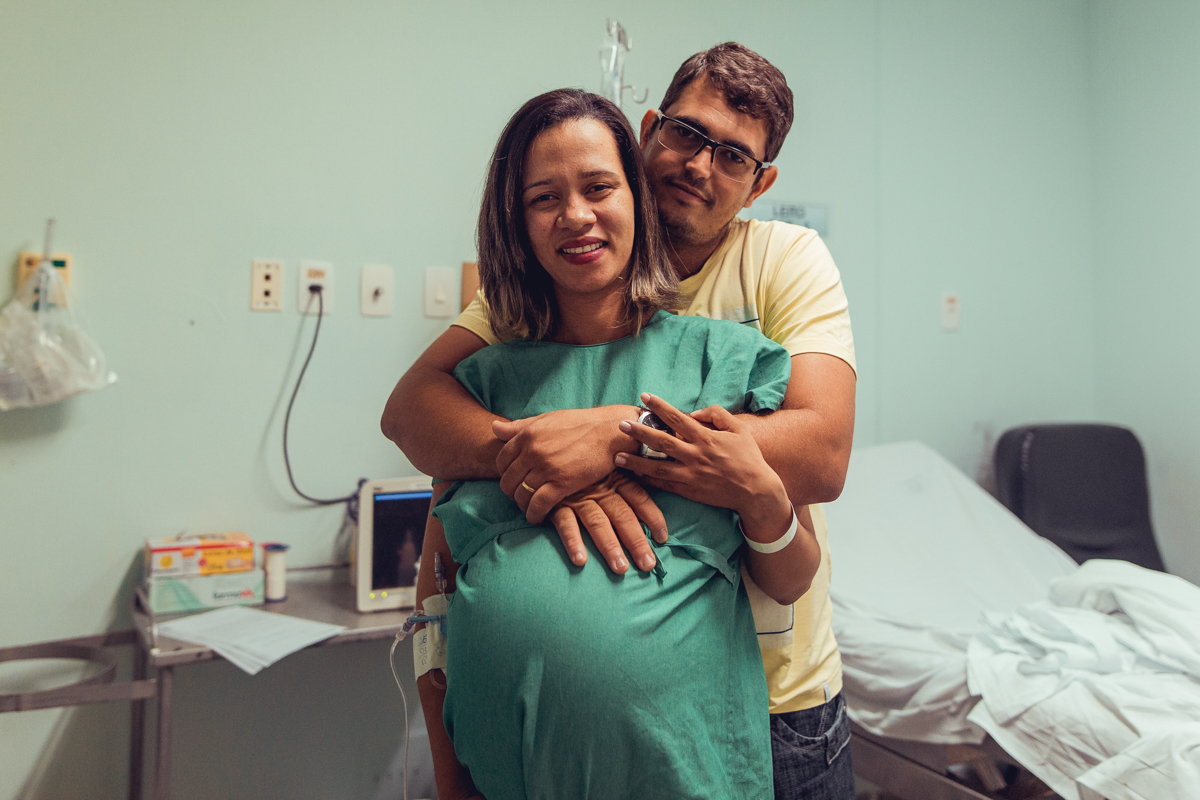 Eliomara Gomes eliomaria parto quadrigemeos riachao Maternidade de Referência José Maria de Magalhães Neto Senhoritas Fotografia Salvador 3 meninas e 1 menino Referencia Alto Risco Prematuro
