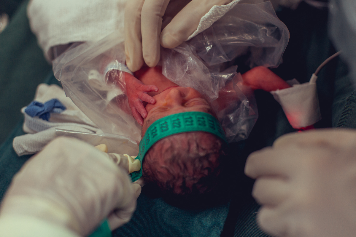 Eliomara Gomes eliomaria parto quadrigemeos riachao Maternidade de Referência José Maria de Magalhães Neto Senhoritas Fotografia Salvador 3 meninas e 1 menino Referencia Alto Risco Prematuro