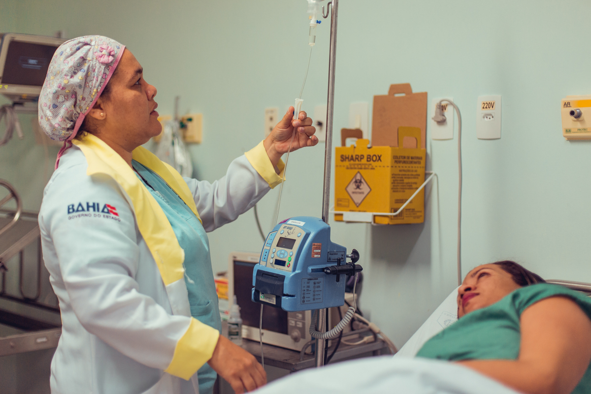 Eliomara Gomes eliomaria parto quadrigemeos riachao Maternidade de Referência José Maria de Magalhães Neto Senhoritas Fotografia Salvador 3 meninas e 1 menino Referencia Alto Risco Prematuro